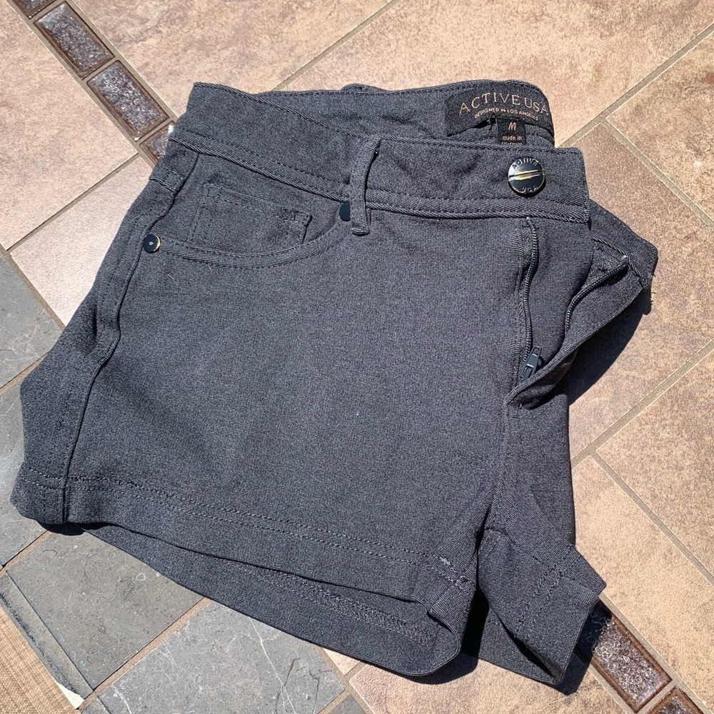 Gray stretchy shorts